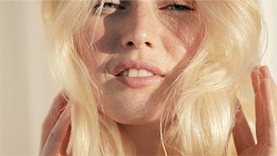 Ten-Uses-Of-Elixir-Ultime-Elixir-Ultime-Article-08-Kerastase
