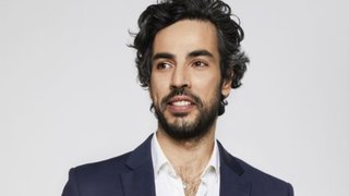 Kerastase_21_Hovig_Art_2_curly_1-copy-2