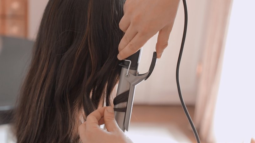 Q A Proper Use Of Hair Oil Care For Your Hair Kerastase