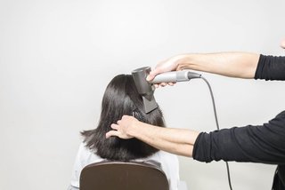 Sleek Bob Tutorial Step 2 Kerastase