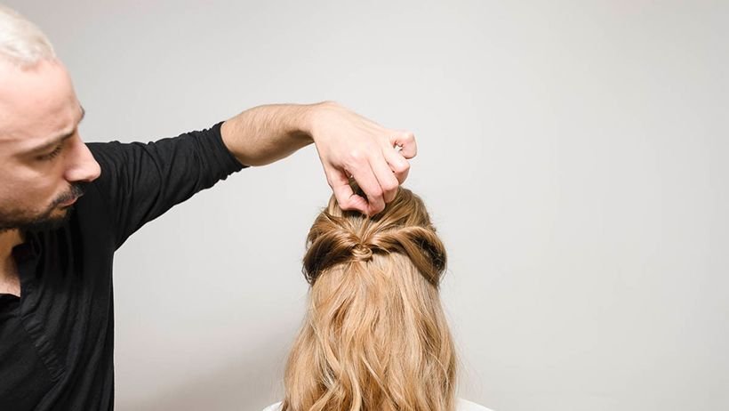 Summer Bohemian Rolls - Care for your hair - Kérastase Summer Bohemian Rolls - Care for your hair - Kérastase